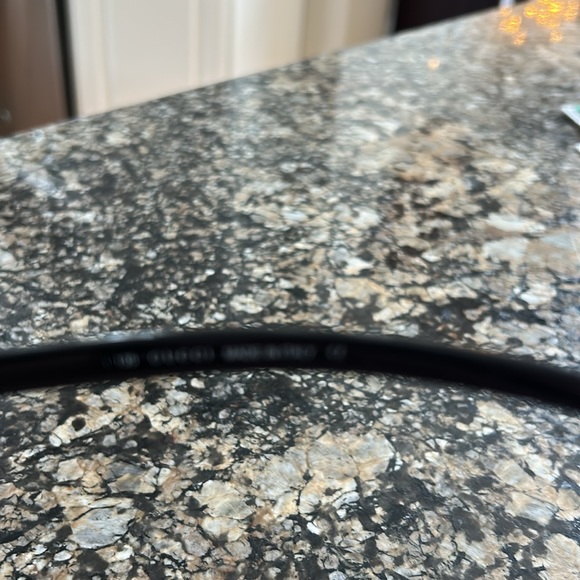 Gucci black sunglasses - Picture 6 of 7